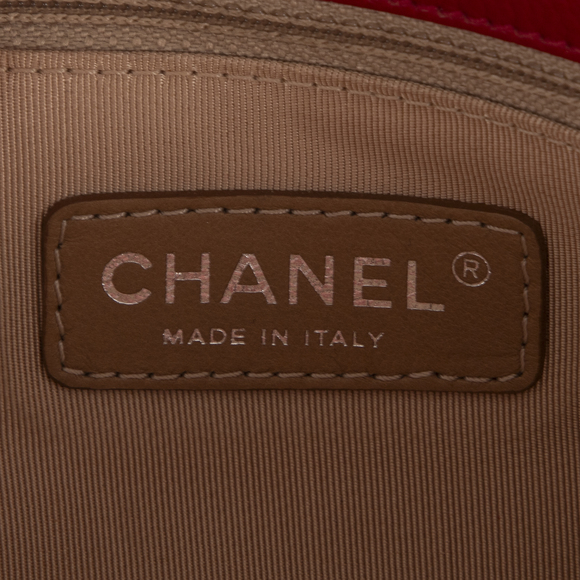 Chanel Petit Shopping Tote - Picture 10 of 11